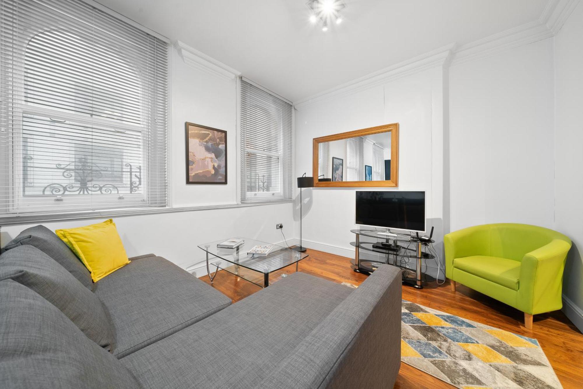 3, 48 Bishopsgate By Living * Londra